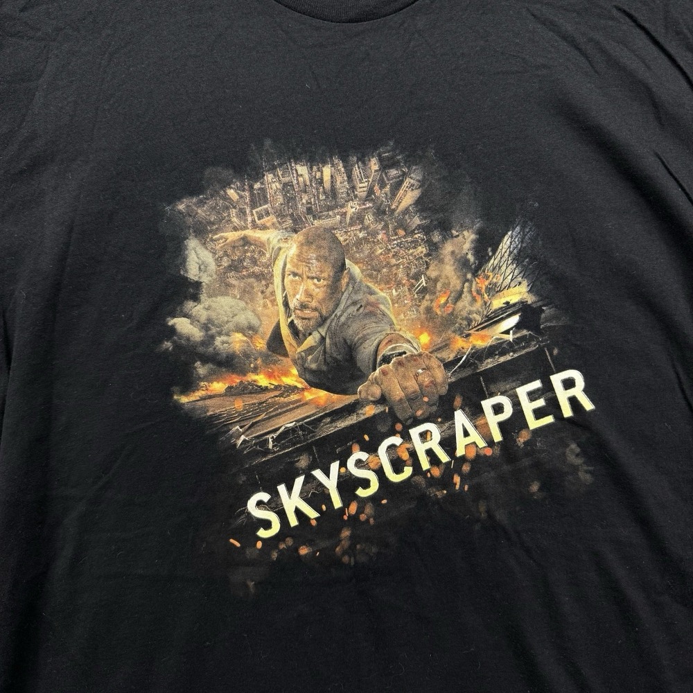 2018 SKYSCRAPER MOVIE PROMO T SHIRT DWAYNE JOHNSON THE ROCK NEVE CAMPBELL FILM - Picture 3 of 8